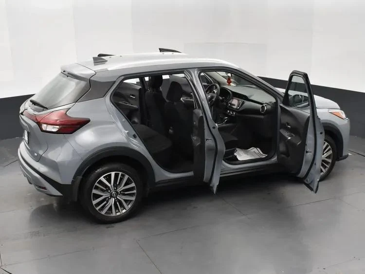2023 Nissan Kicks - Image 6 of 12