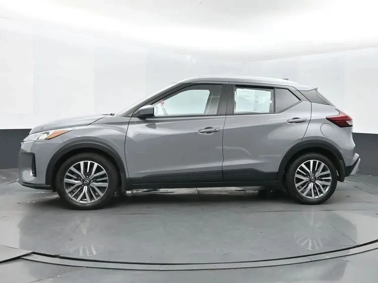 2023 Nissan Kicks - Image 5 of 12
