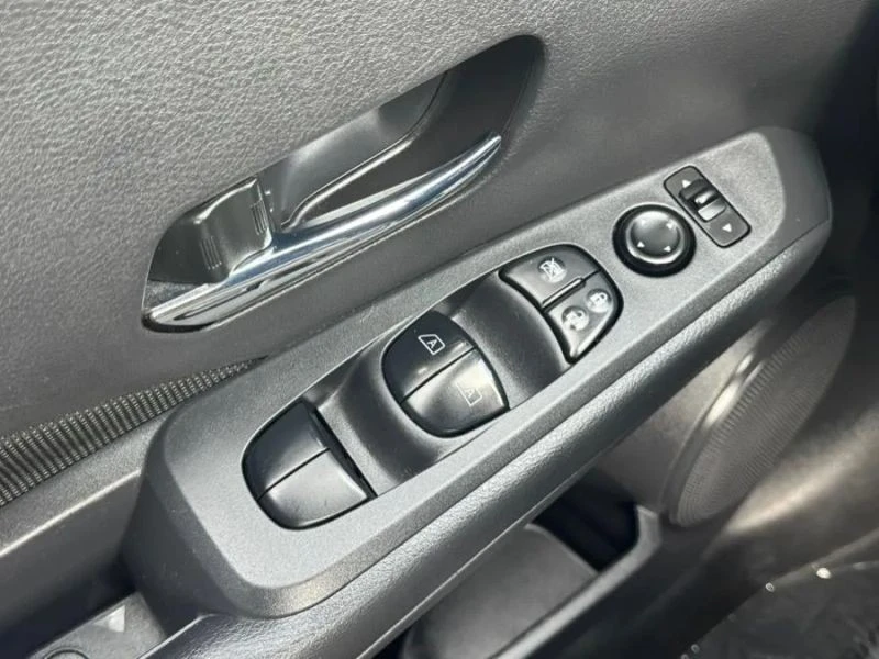 2023 Nissan Kicks - Image 7 of 12