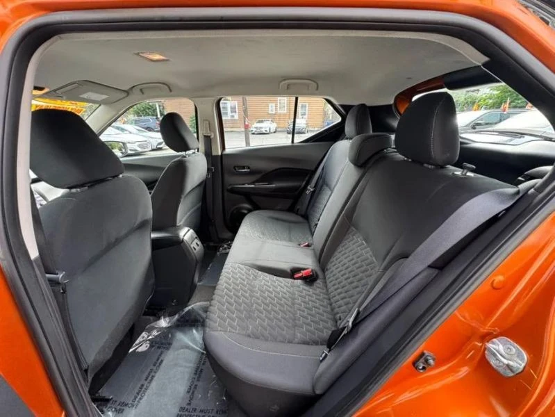 2023 Nissan Kicks - Image 10 of 12
