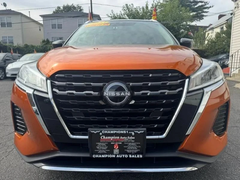 2023 Nissan Kicks - Image 5 of 12