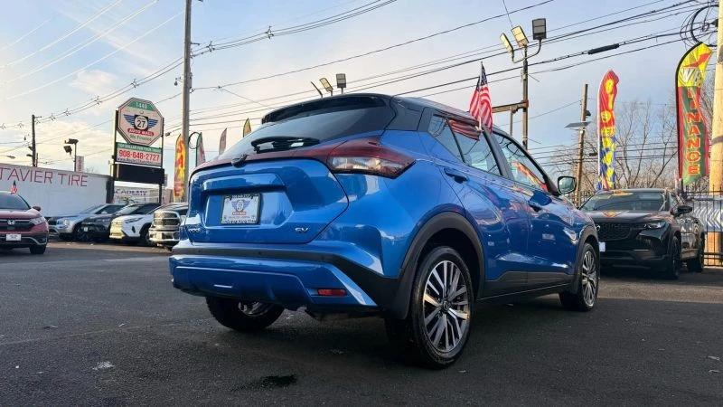 2023 Nissan Kicks - Image 9 of 12