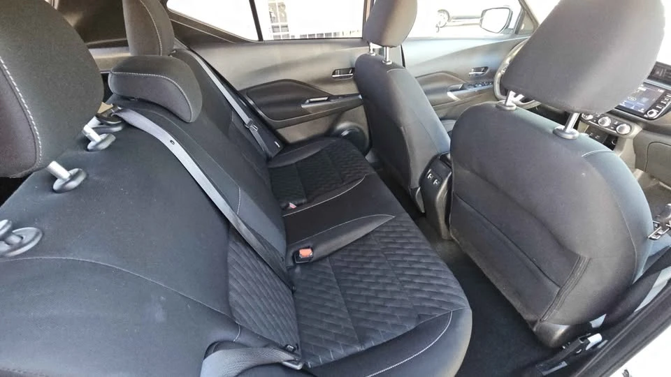 2023 Nissan Kicks - Image 12 of 20