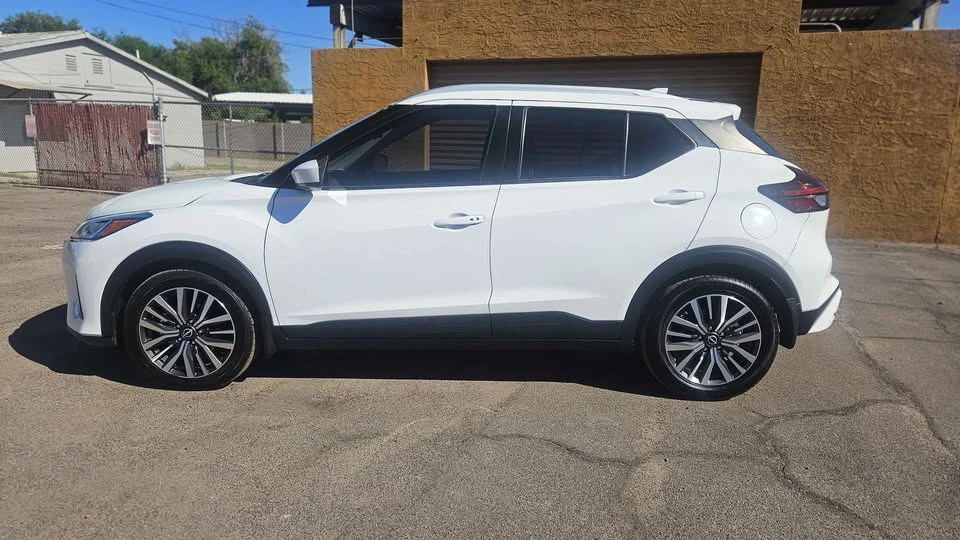 2023 Nissan Kicks - Image 4 of 20