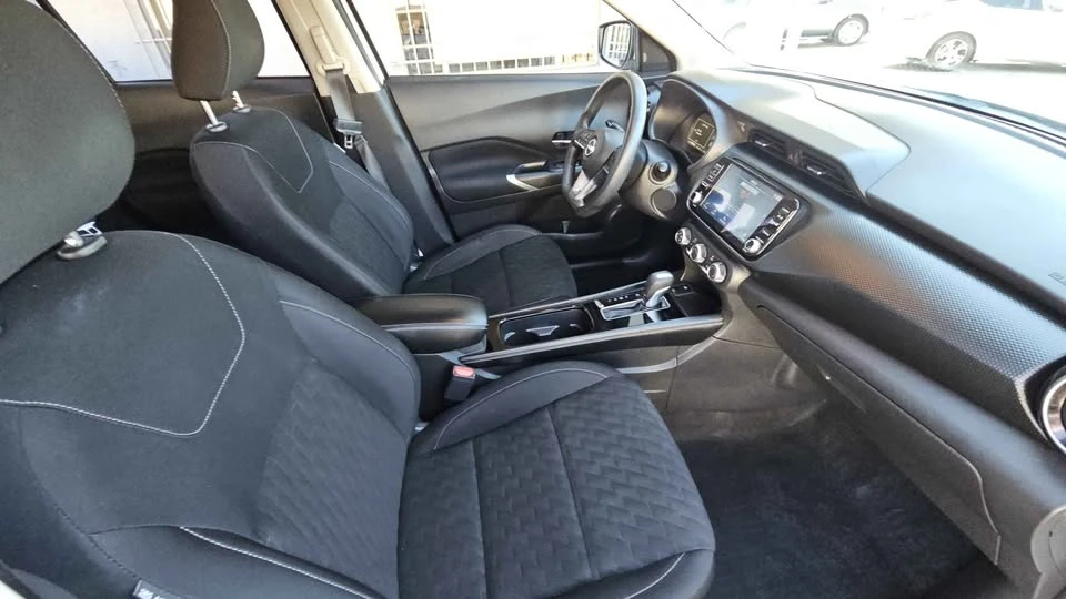 2023 Nissan Kicks - Image 9 of 20
