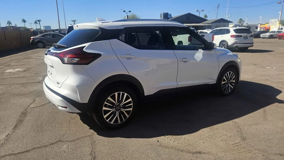 2023 Nissan Kicks - Image 5 of 20