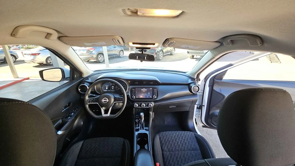 2023 Nissan Kicks - Image 10 of 20