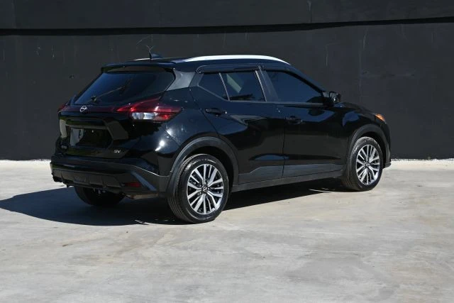 2023 Nissan Kicks - Image 5 of 19