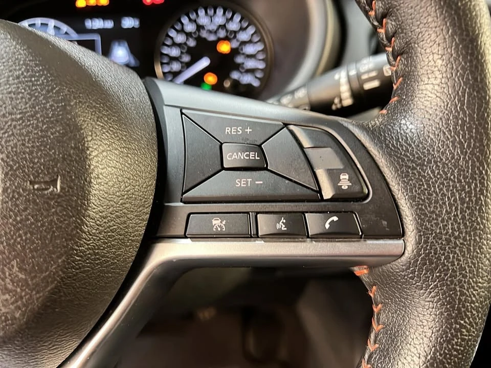 2023 Nissan Kicks - Image 18 of 20