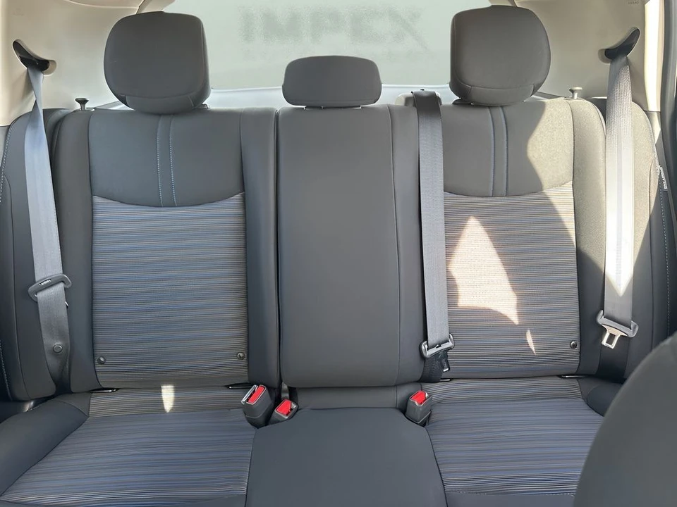 2023 Nissan Leaf - Image 10 of 12