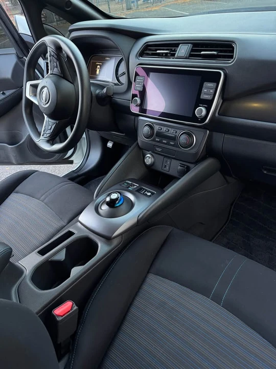 2023 Nissan Leaf - Image 3 of 10