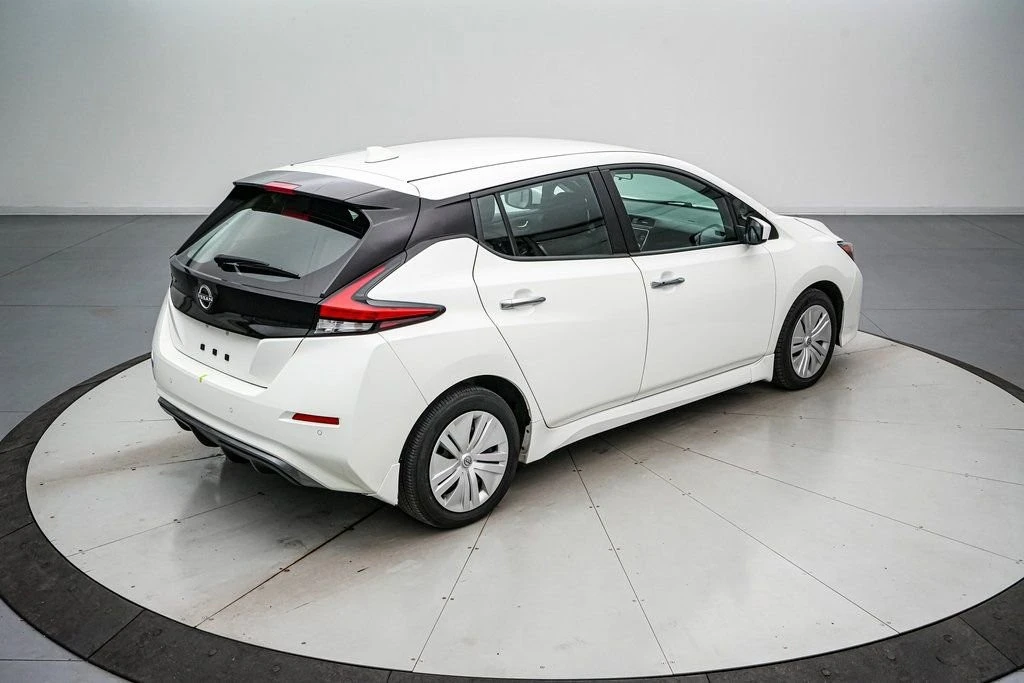 2023 Nissan Leaf - Image 5 of 21