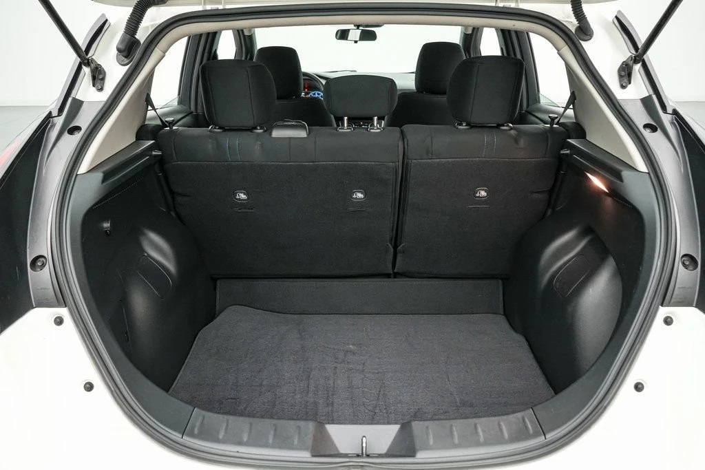2023 Nissan Leaf - Image 20 of 21