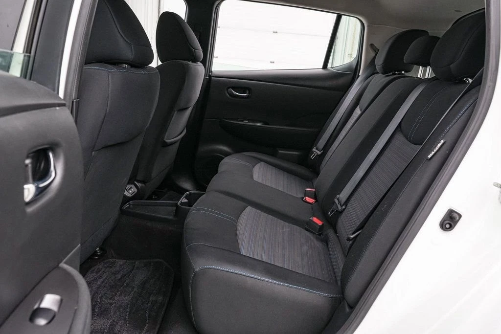2023 Nissan Leaf - Image 19 of 21