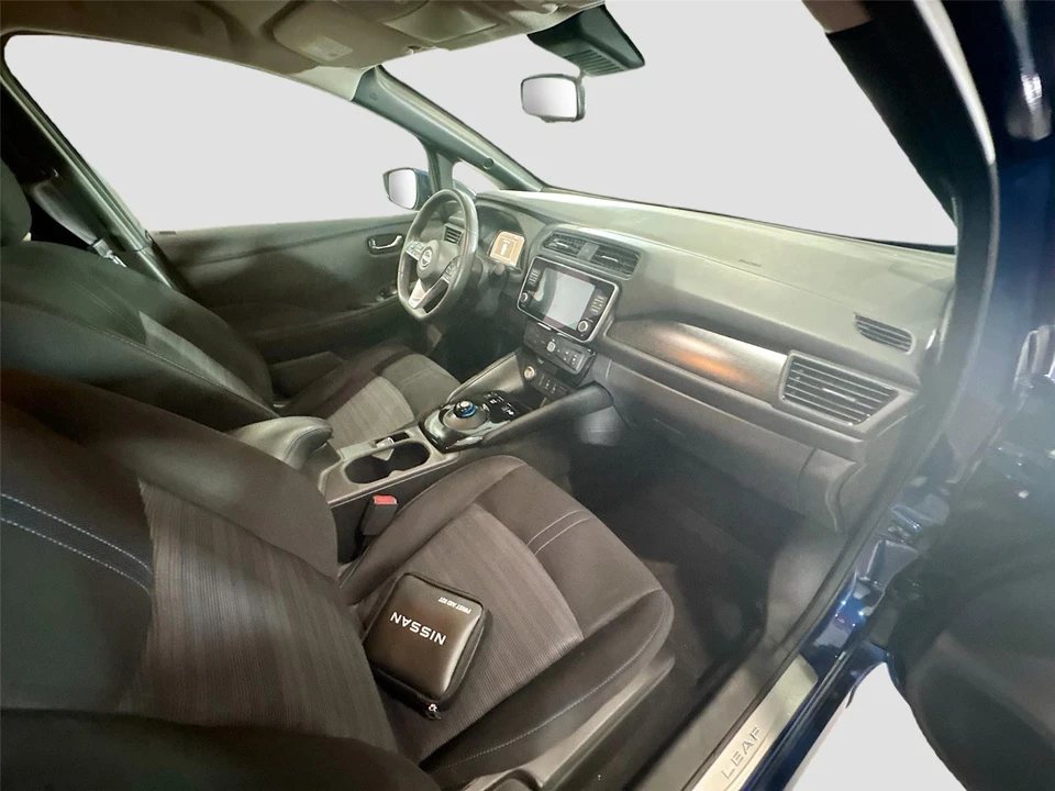 2023 Nissan Leaf - Image 15 of 15
