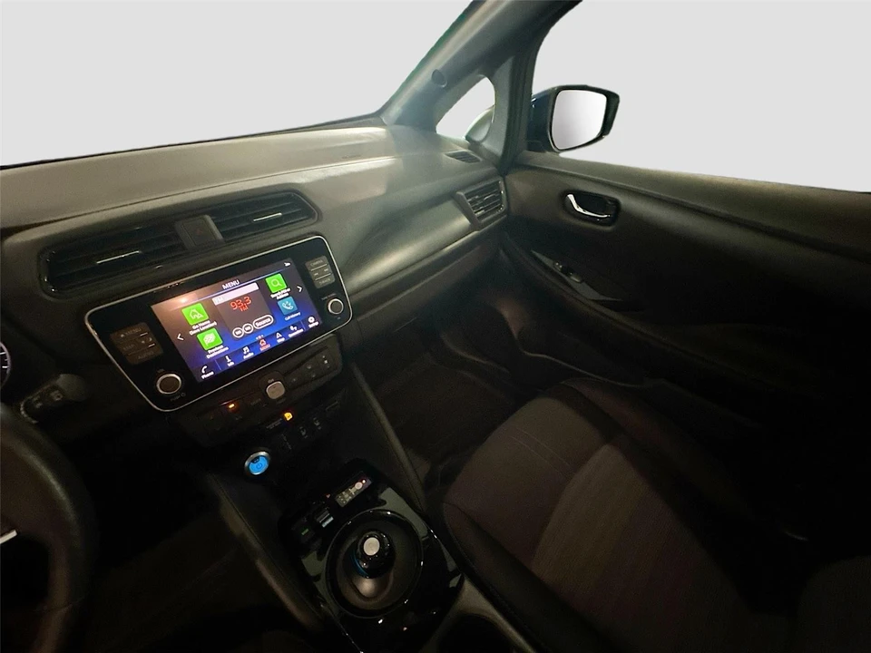 2023 Nissan Leaf - Image 8 of 21