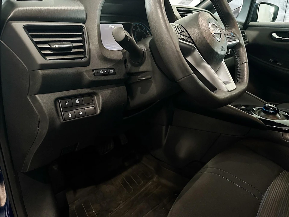 2023 Nissan Leaf - Image 7 of 21