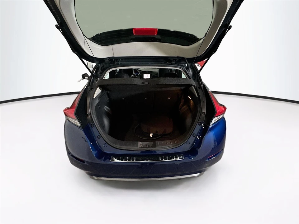 2023 Nissan Leaf - Image 20 of 21
