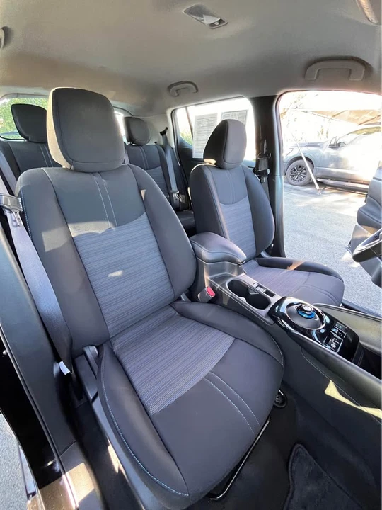 2023 Nissan Leaf - Image 13 of 14