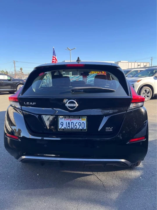 2023 Nissan Leaf - Image 4 of 14