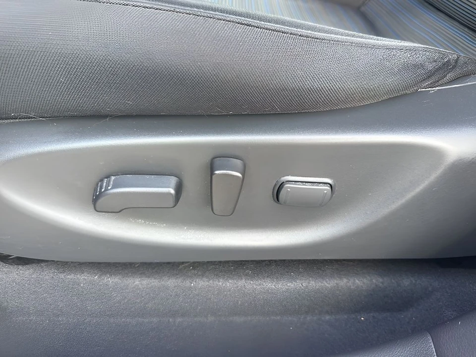 2023 Nissan Leaf - Image 10 of 21