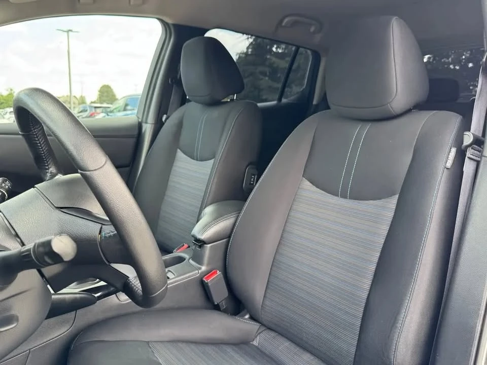2023 Nissan Leaf - Image 10 of 18