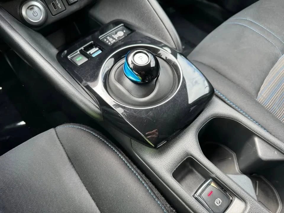 2023 Nissan Leaf - Image 16 of 18