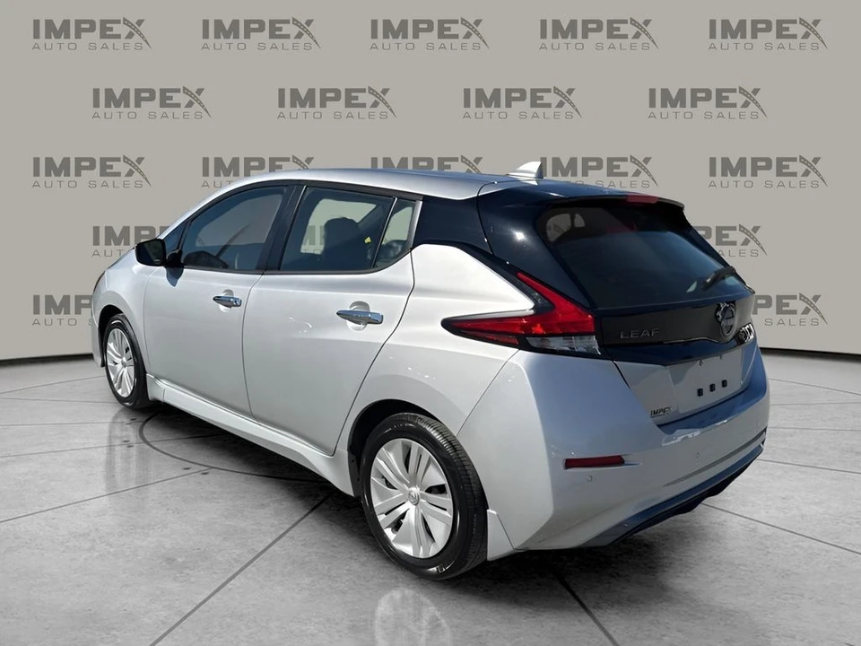 2023 Nissan Leaf - Image 3 of 12