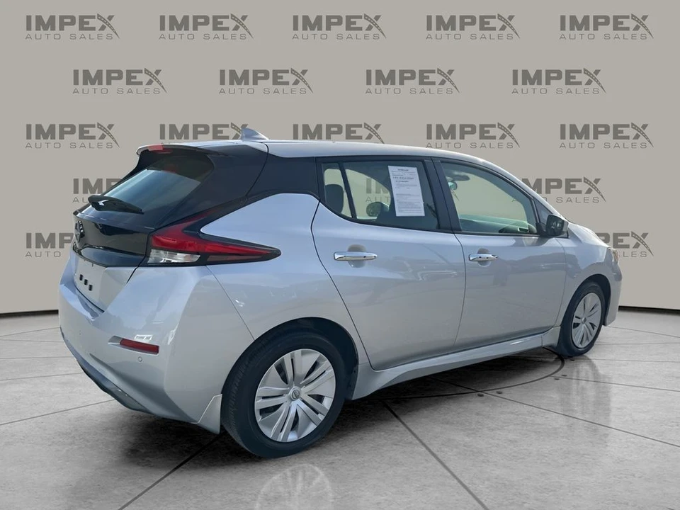 2023 Nissan Leaf - Image 5 of 12