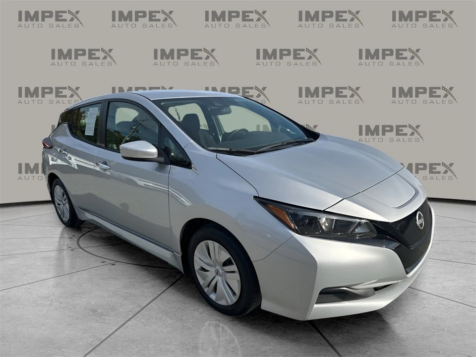 2023 Nissan Leaf - Image 7 of 12