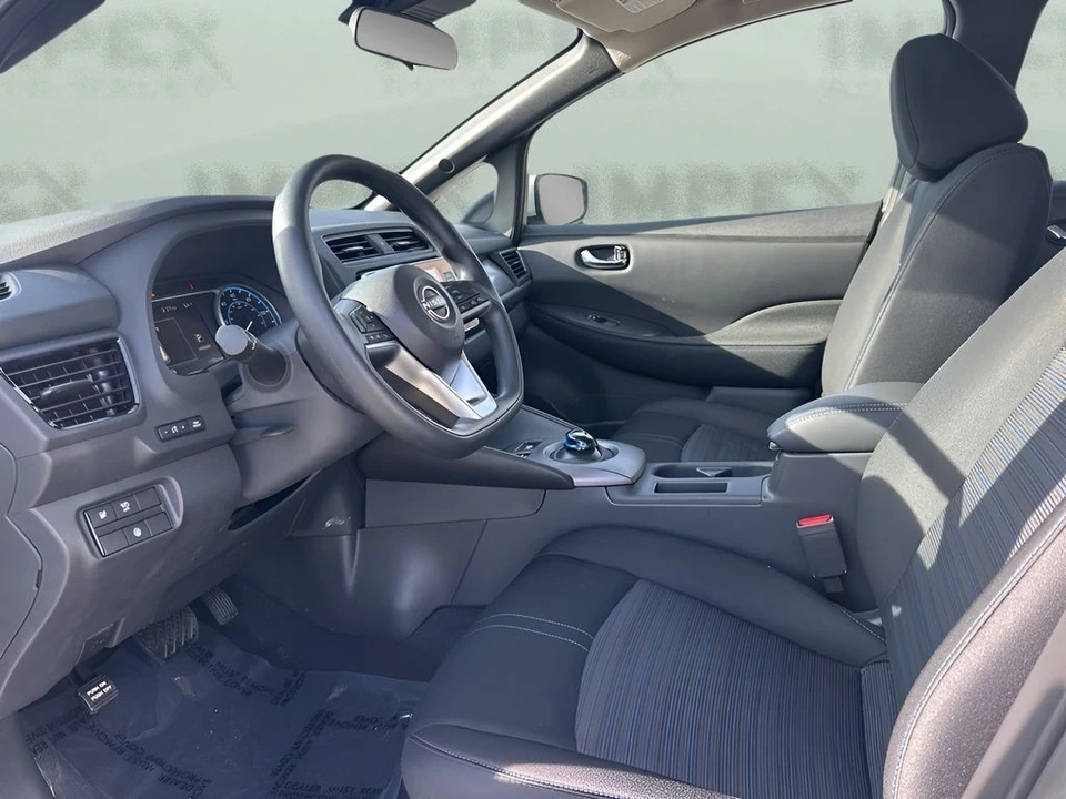 2023 Nissan Leaf - Image 9 of 12