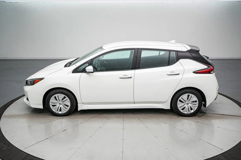 2023 Nissan Leaf - Image 8 of 21