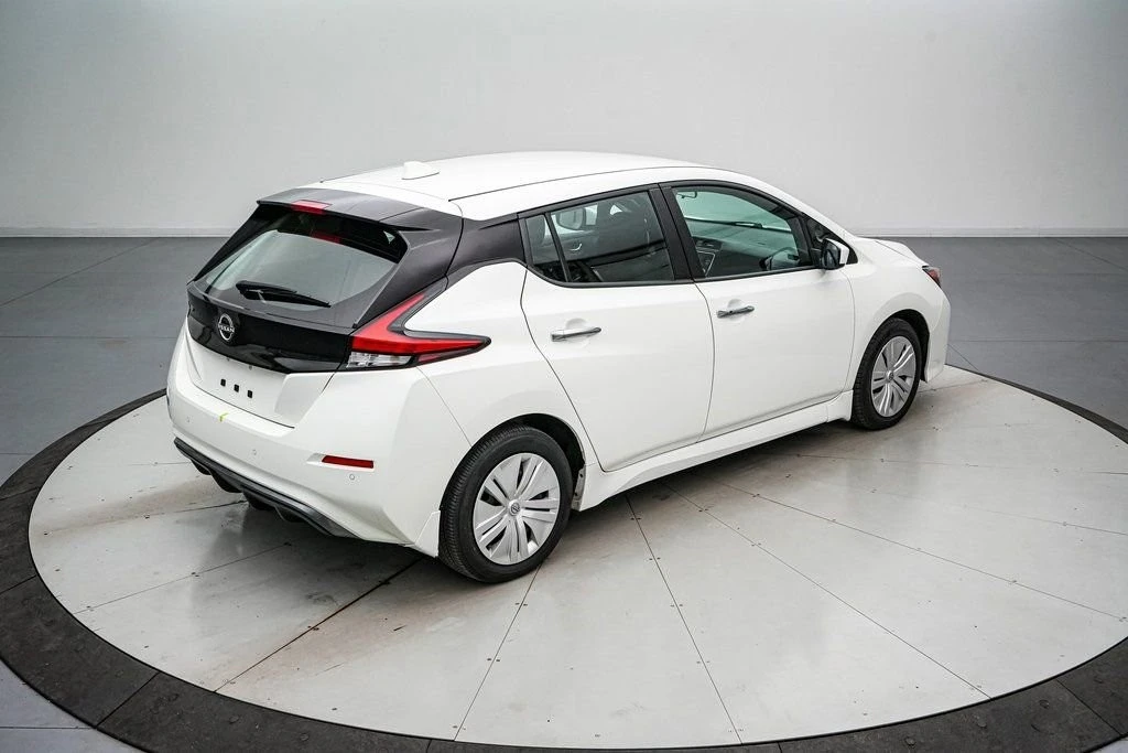 2023 Nissan Leaf - Image 5 of 21