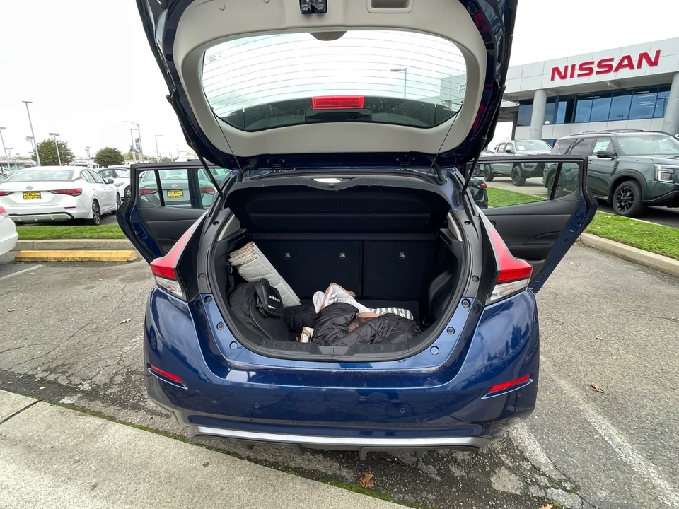 2023 Nissan Leaf - Image 8 of 10