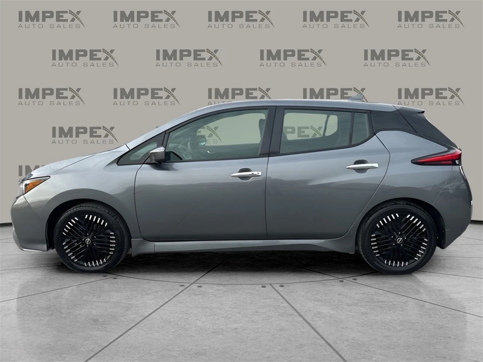 2023 Nissan Leaf - Image 2 of 12