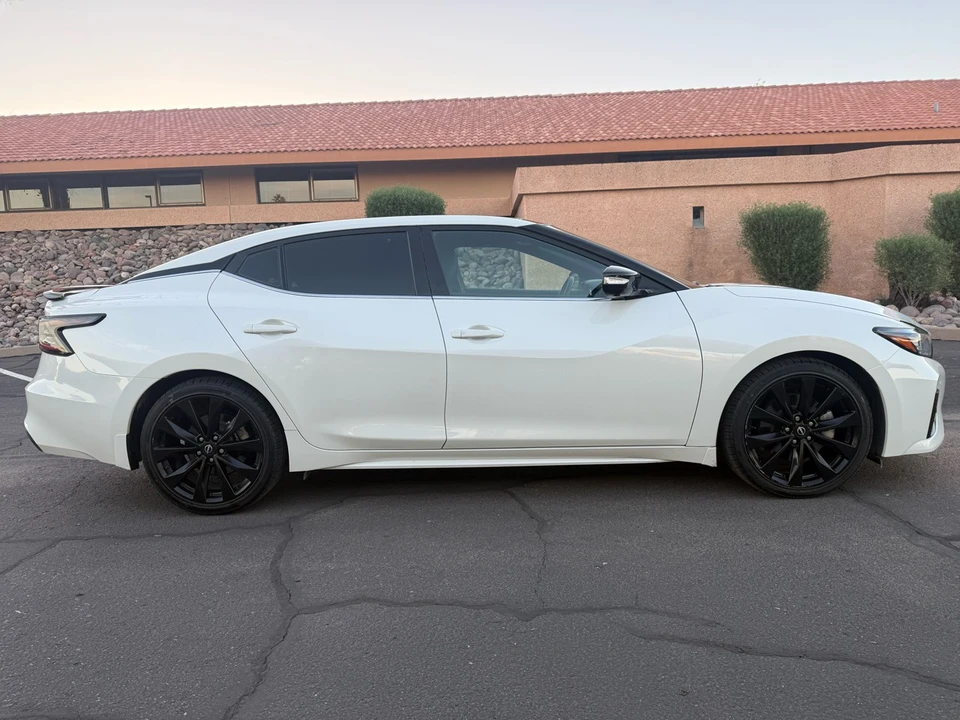 2023 Nissan Maxima 8th Gen - Image 2 of 21