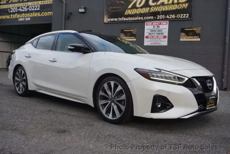 2023 Nissan Maxima 8th Gen - Image 10 of 12