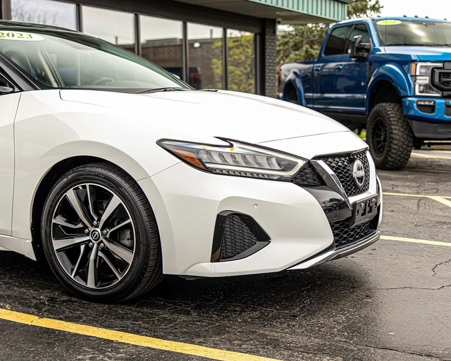 2023 Nissan Maxima 8th Gen - Image 3 of 12
