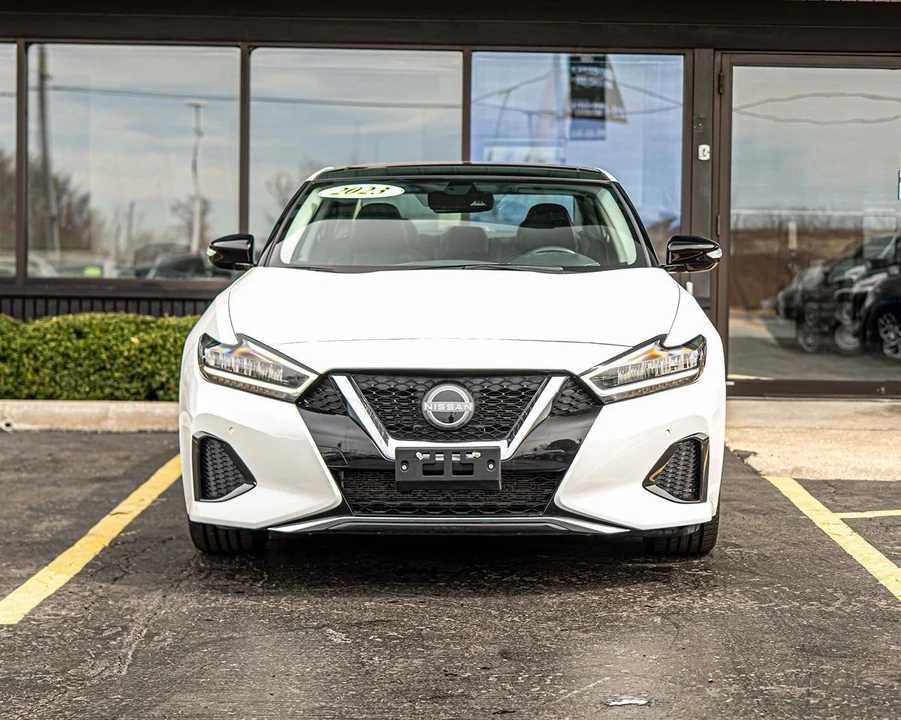 2023 Nissan Maxima 8th Gen - Image 2 of 12