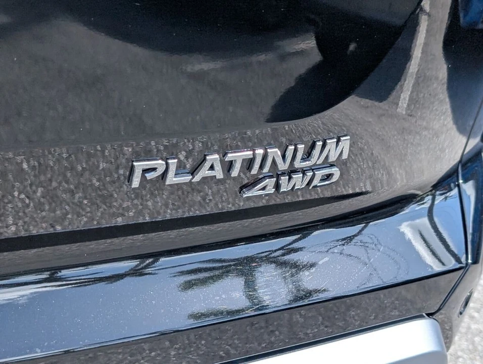 2023 Nissan Pathfinder 5th Gen - Image 14 of 21