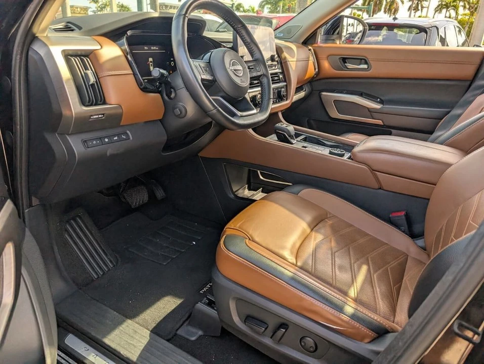 2023 Nissan Pathfinder 5th Gen - Image 11 of 21