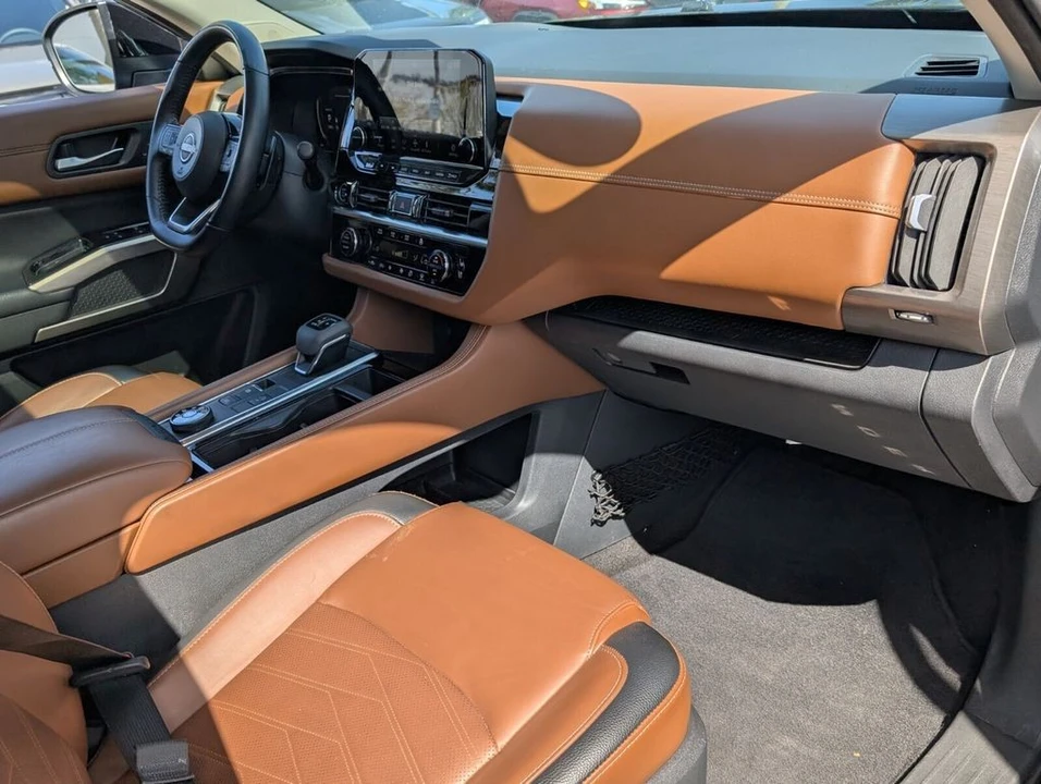 2023 Nissan Pathfinder 5th Gen - Image 16 of 21