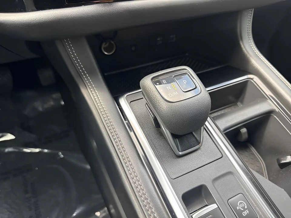 2023 Nissan Pathfinder 5th Gen - Image 18 of 21