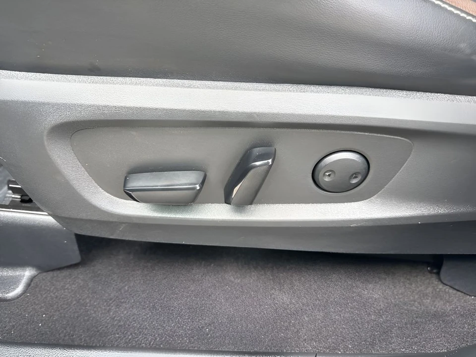 2023 Nissan Pathfinder 5th Gen - Image 10 of 21