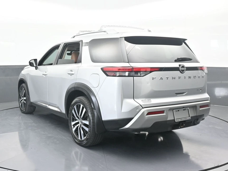 2023 Nissan Pathfinder 5th Gen - Image 4 of 12