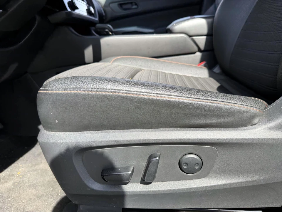 2023 Nissan Pathfinder 5th Gen - Image 11 of 21