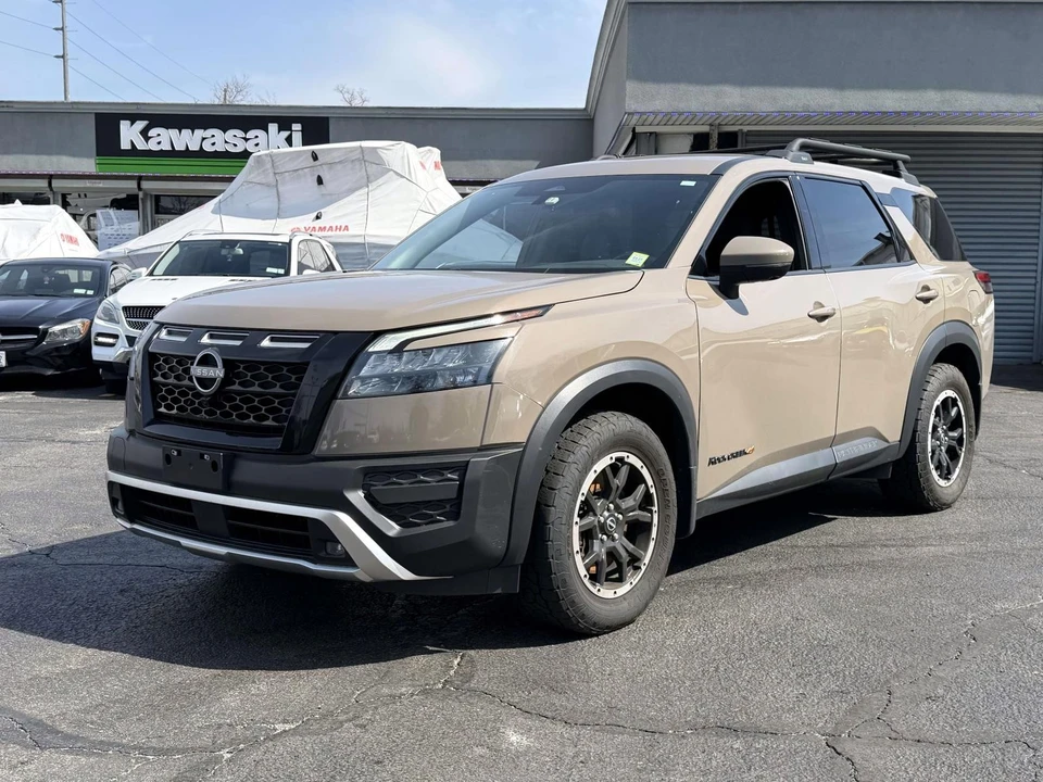 2023 Nissan Pathfinder 5th Gen - Image 2 of 21