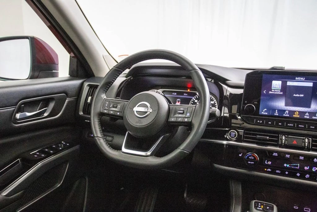 2023 Nissan Pathfinder 5th Gen - Image 4 of 12