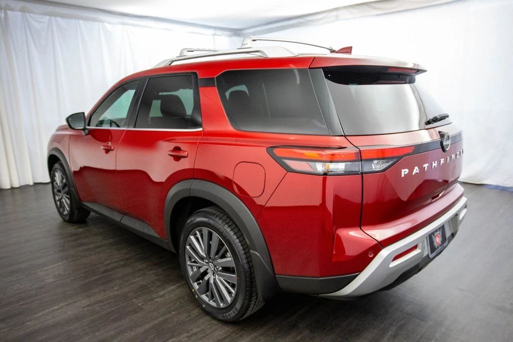 2023 Nissan Pathfinder 5th Gen - Image 11 of 12