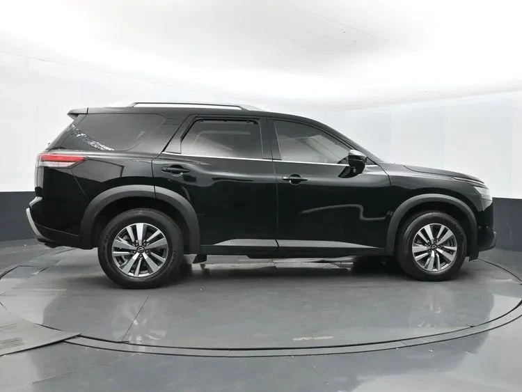 2023 Nissan Pathfinder 5th Gen - Image 4 of 12